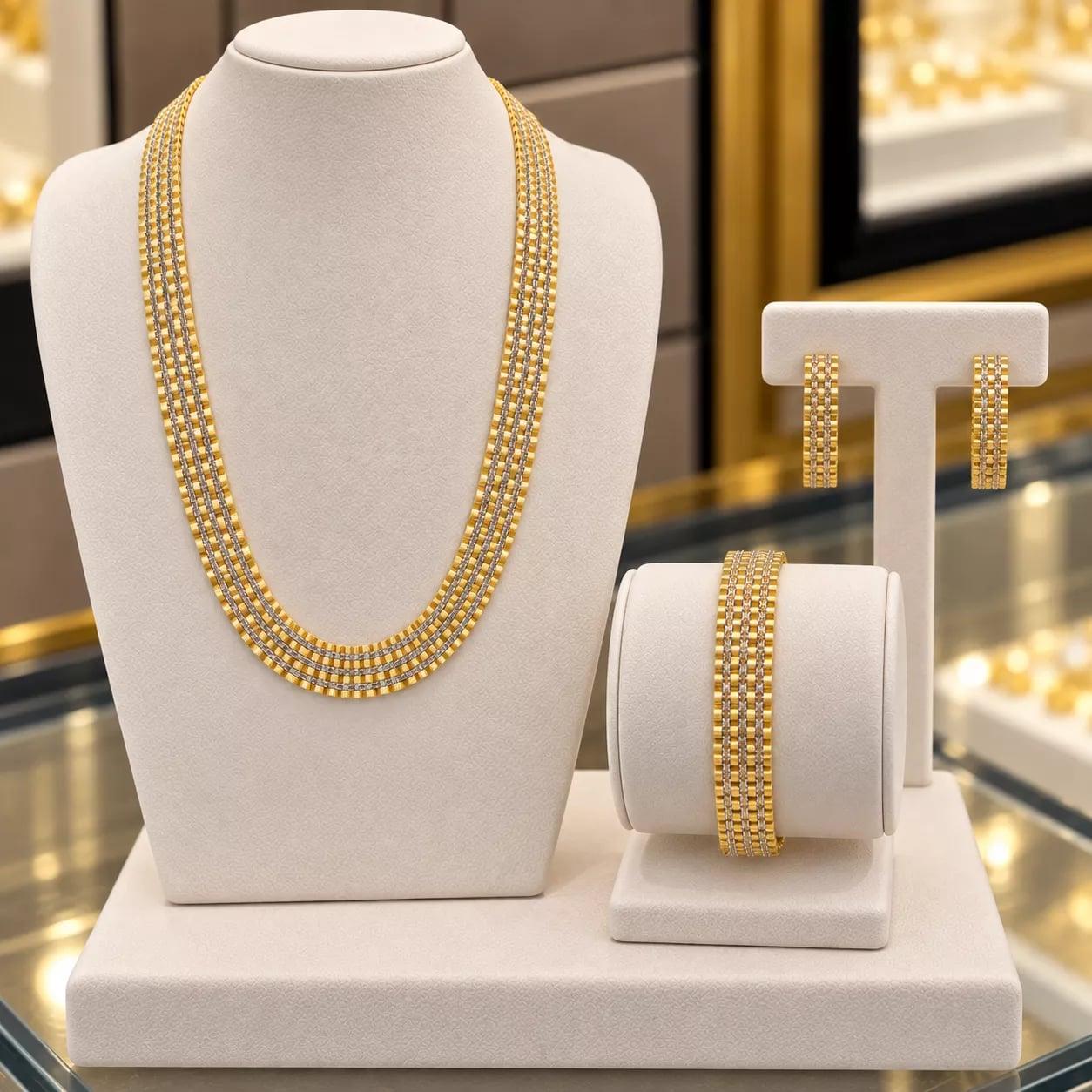 سرویس طلا رولکس طلایی چندرج و پهن ۱۸ عیار وزن تقریبی ۸۰ گرم